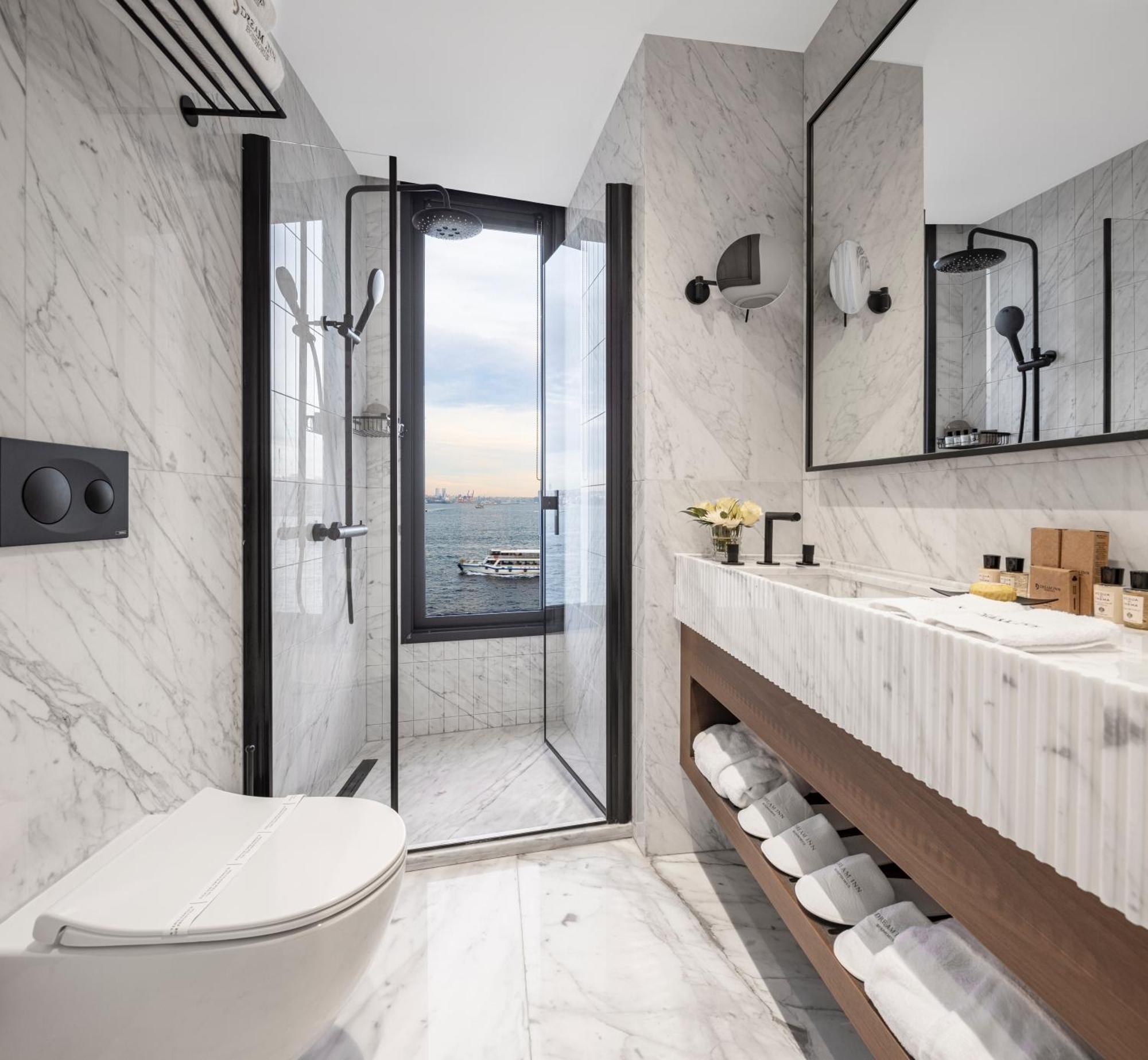 Dream Inn Karakoey Bosphorus Istanbul Bagian luar foto